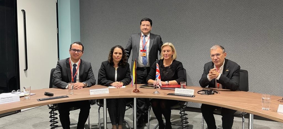 Embajada en Londres propicia encuentro para que representantes de 10 importantes empresas del sector de infraestructura del Reino Unido conozcan las oportunidades en Colombia