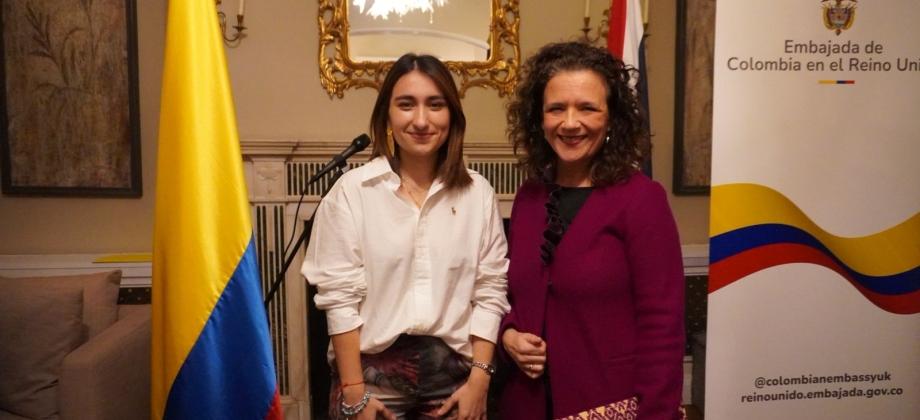 En la Residencia de la Embajada de Colombia se celebró el inicio de la 21.ª edición del Hay Festival en Cartagena-Colombia
