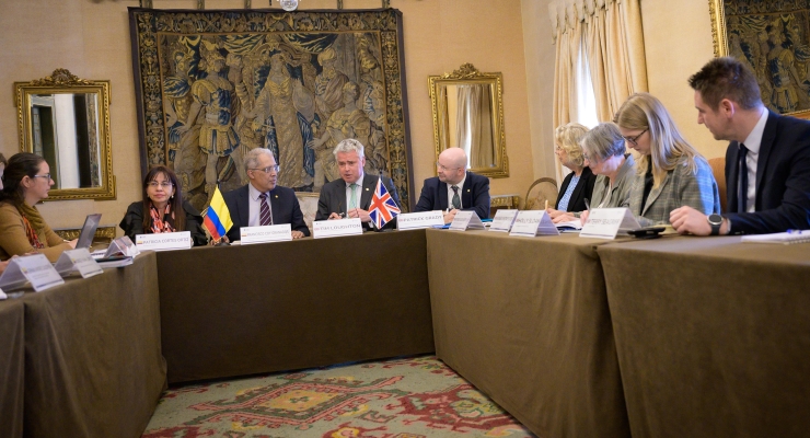 Colombia y Reino Unido profundizan su diálogo político